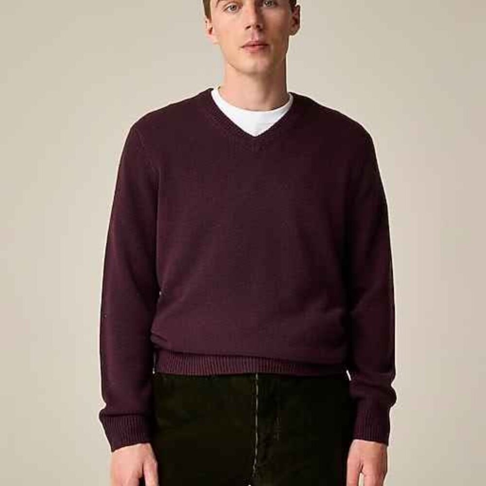 J. Crew 100% Cashmere Mens V Neck Sweater. Burgundy. Size Medium (M)